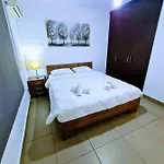 Ayia Anna 아파트 *