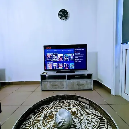 Διαμέρισμα Ayia Anna *