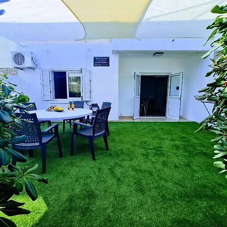 Ayia Anna Апартаменты *